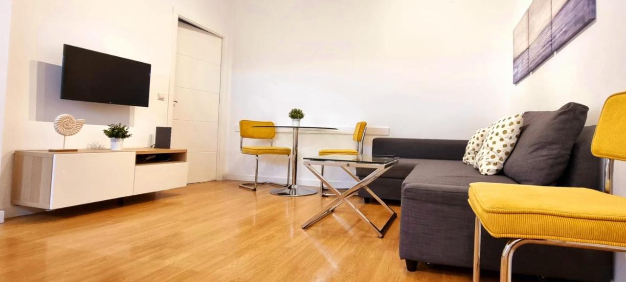 Gleaming & Well Located Apartment In Malaga Center Kültér fotó