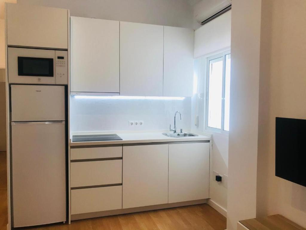 Gleaming & Well Located Apartment In Malaga Center Kültér fotó